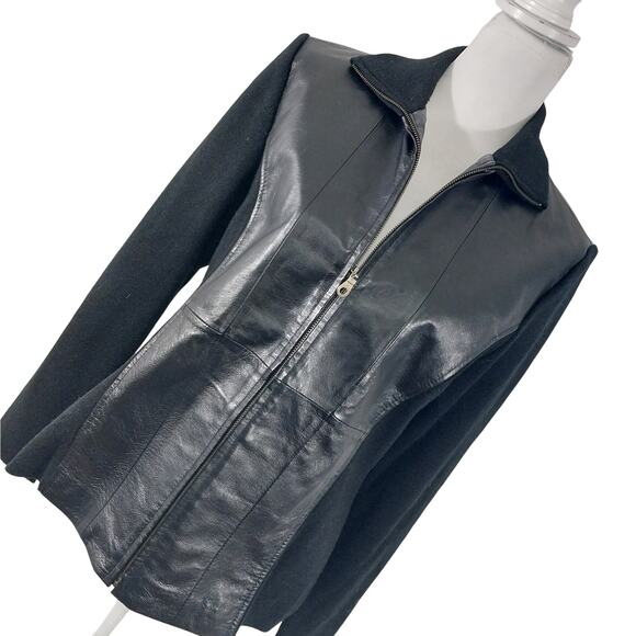 COLDWATER CREEK! LUXE BLACK GENUINE LEATHER, KNIT SLEEVE JACKET, COAT! SZ M - Picture 1 of 10